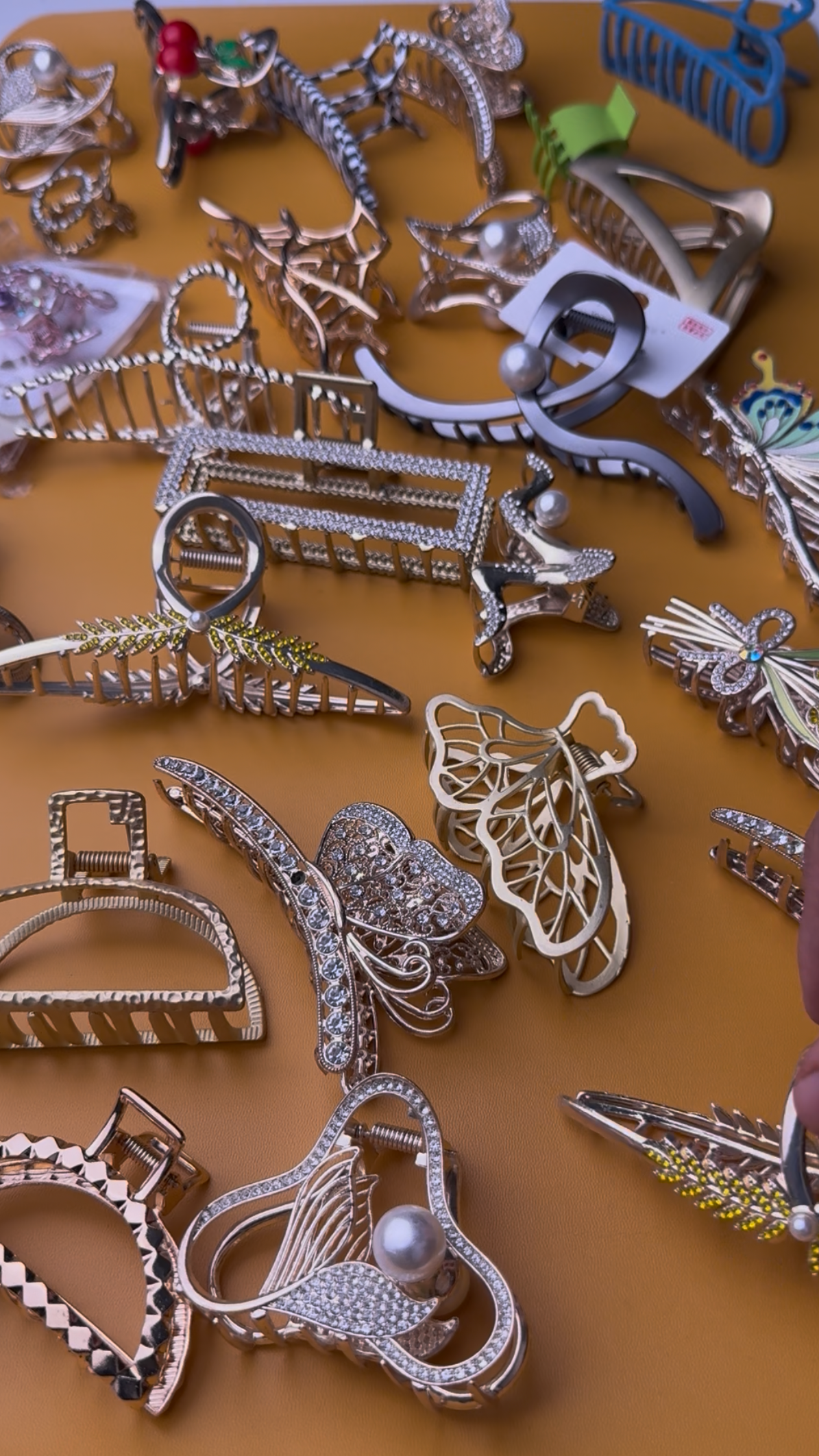 Hair Catcher Clips Half KG