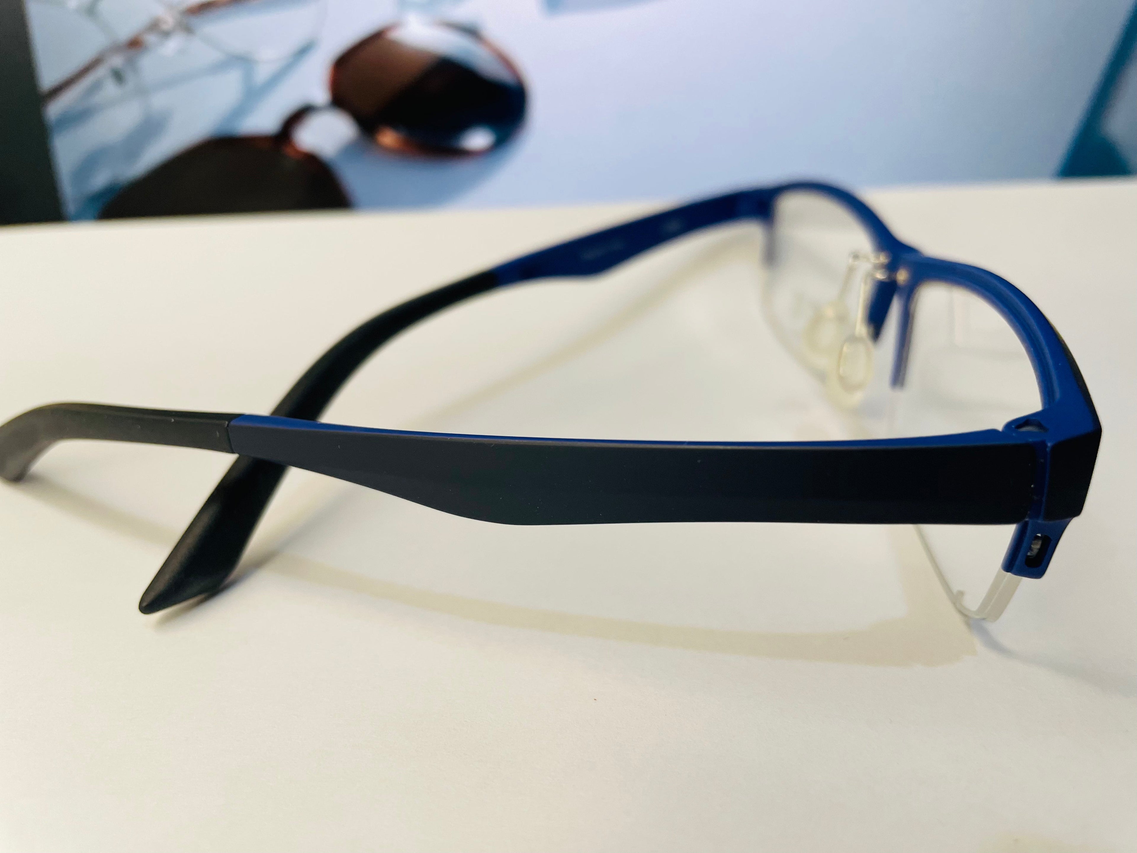jons glasses [040]