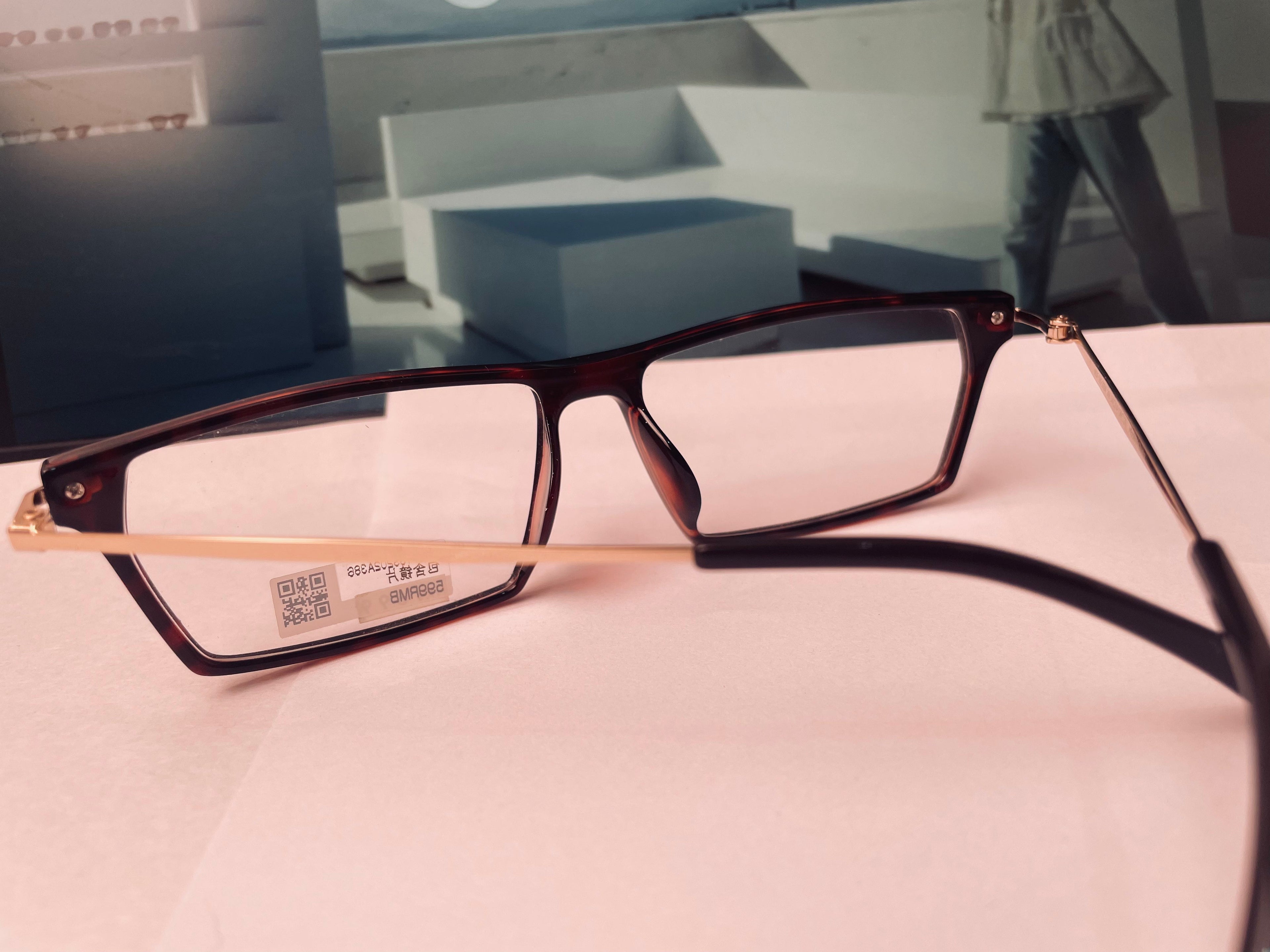 JINS GLASSES [056]