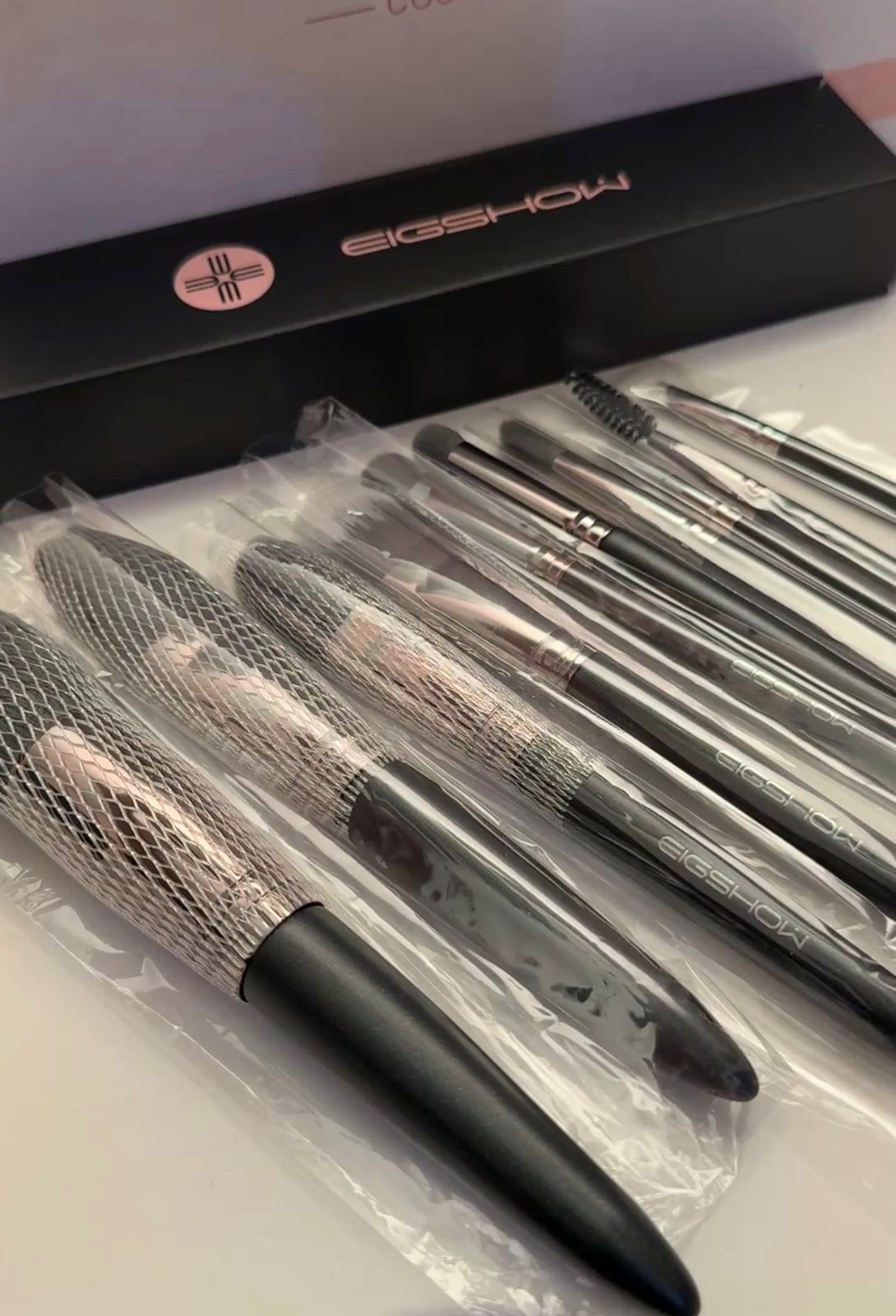10+1 Free MAKEUP BRUSHES Deal