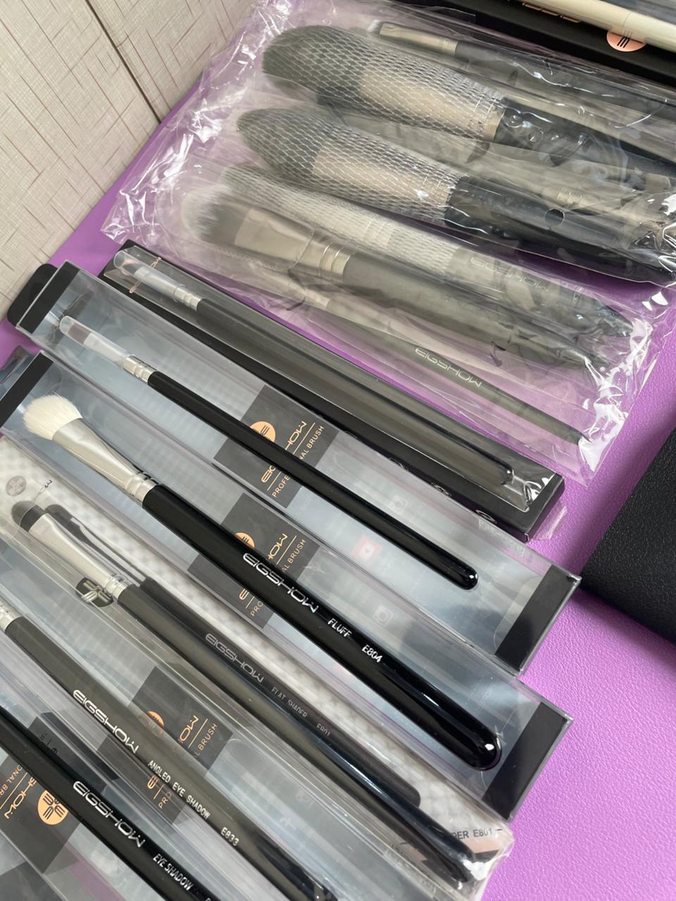 23 in 1 MAKEUP BRUSHES