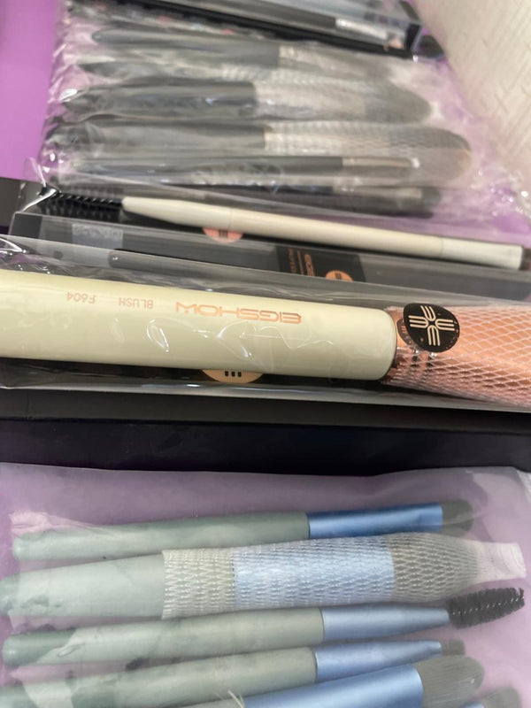 23 in 1 MAKEUP BRUSHES