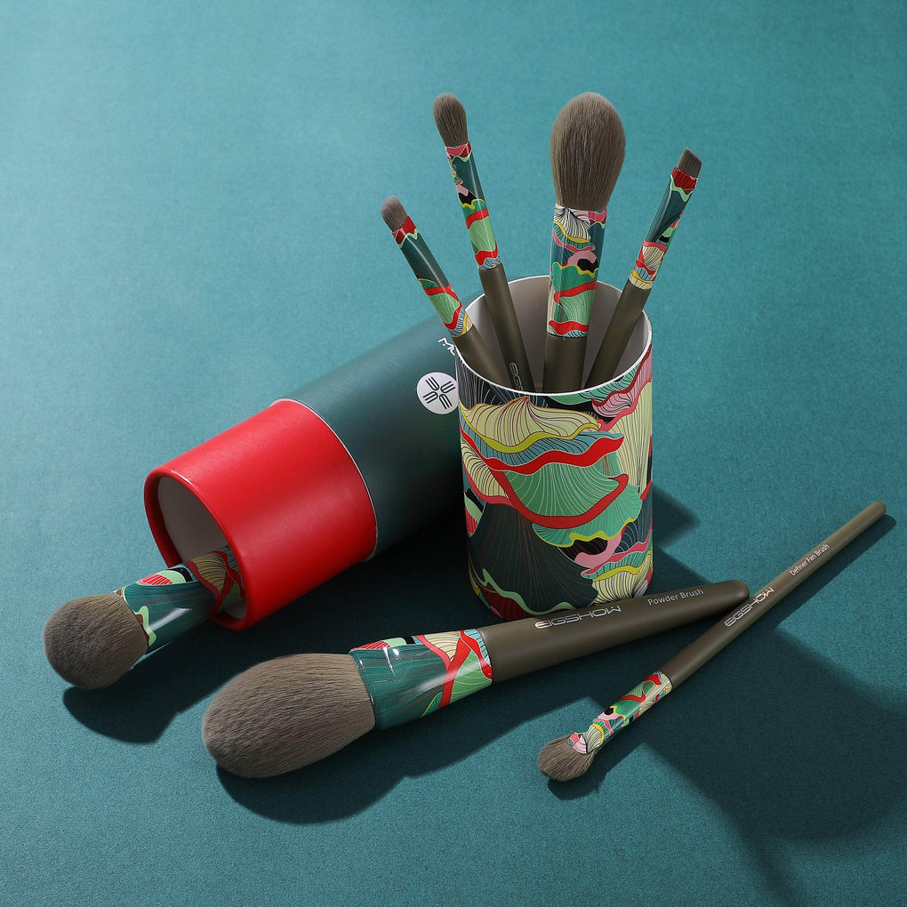 7 PCS GREENER BRUSH KIT WITH ECO-FRIENDLY CARTON CYLINDER BOX