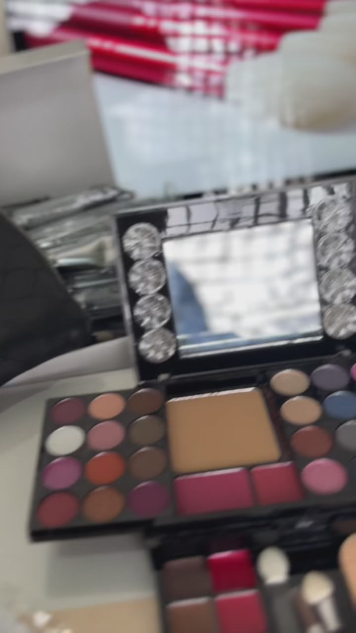 Mako deal imported makeup brushes + kit
